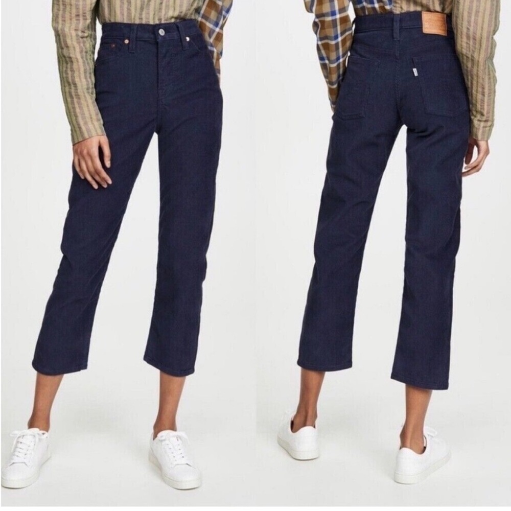 Levi’s Levi Strauss navy blue corduroy wedgie straight pants 24